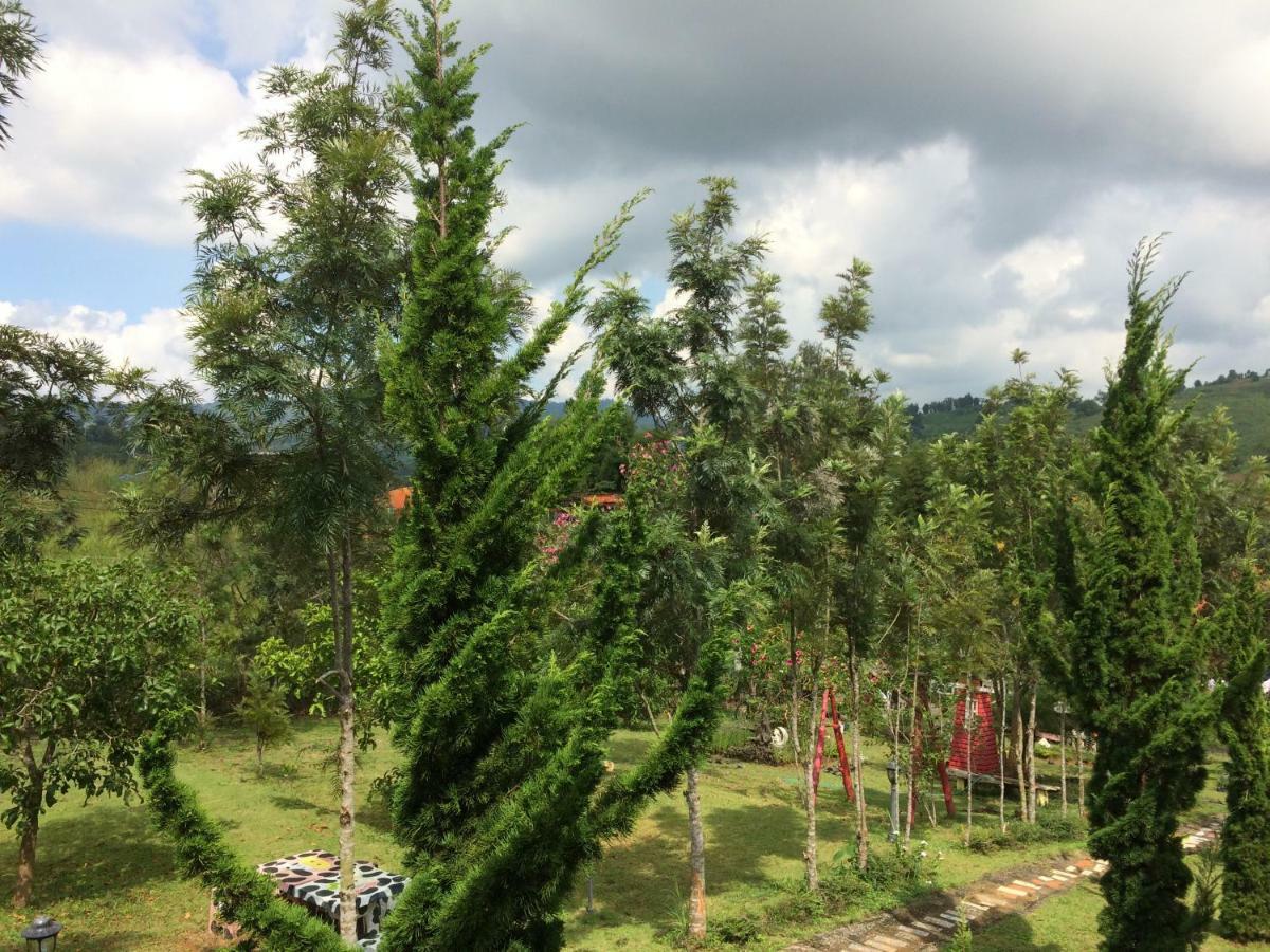 อินดาห์ การ์เดน ฮิลล์ Hotel เพชรบูรณ์ ภายนอก รูปภาพ