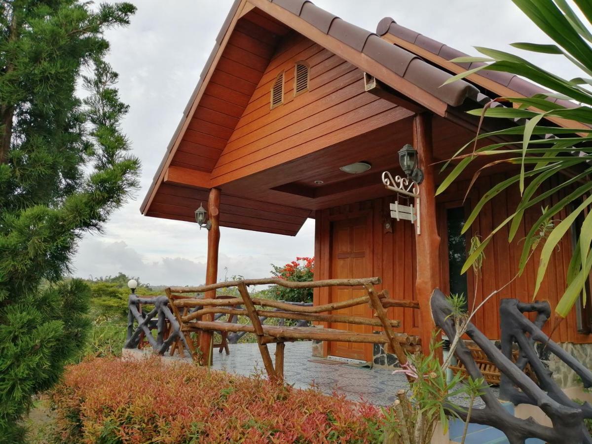 อินดาห์ การ์เดน ฮิลล์ Hotel เพชรบูรณ์ ภายนอก รูปภาพ